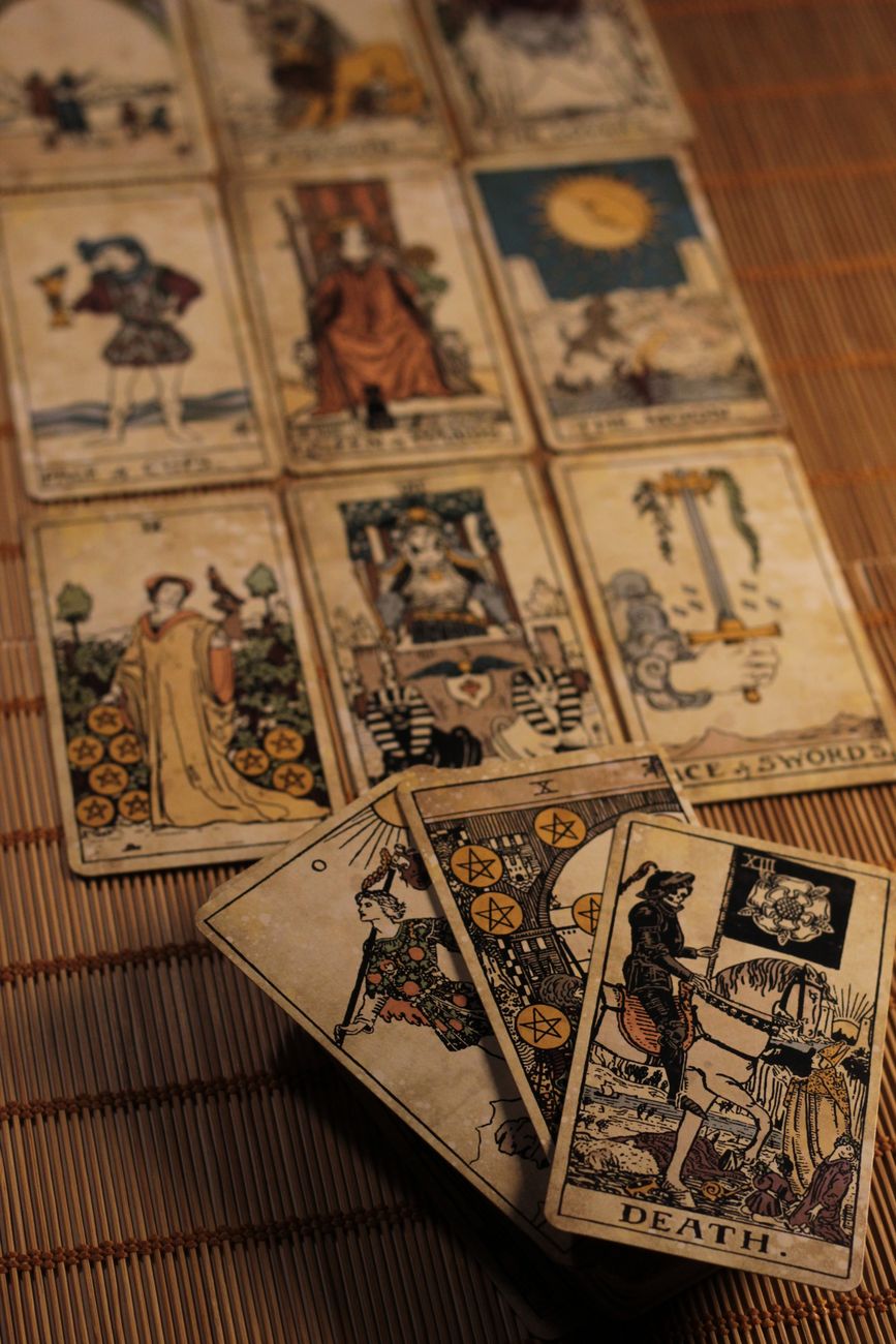 Mystic Fairs create sense of community for readers, healers