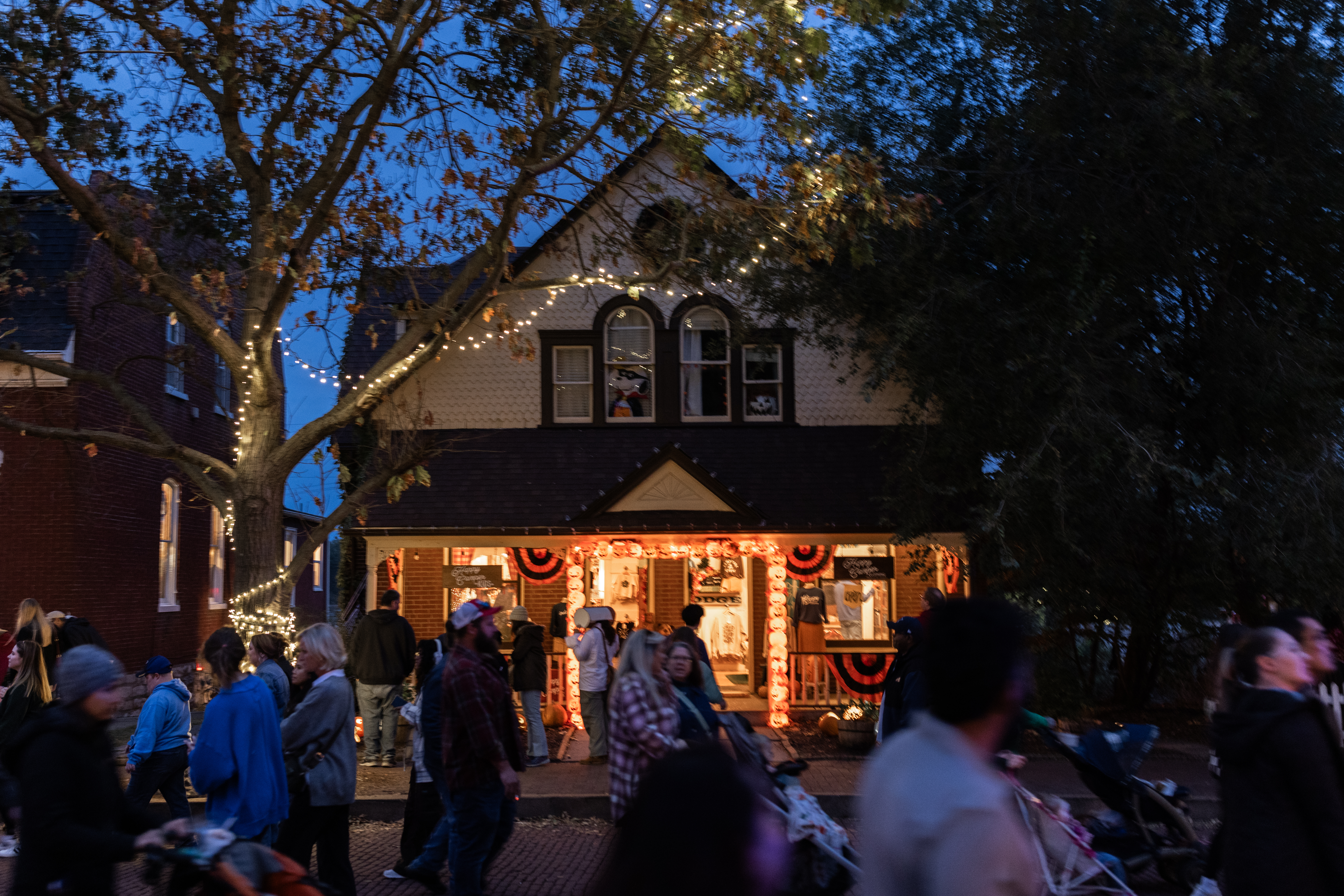 Step into the history of the macabre at the free Legends & Lanterns® festival in St. Charles