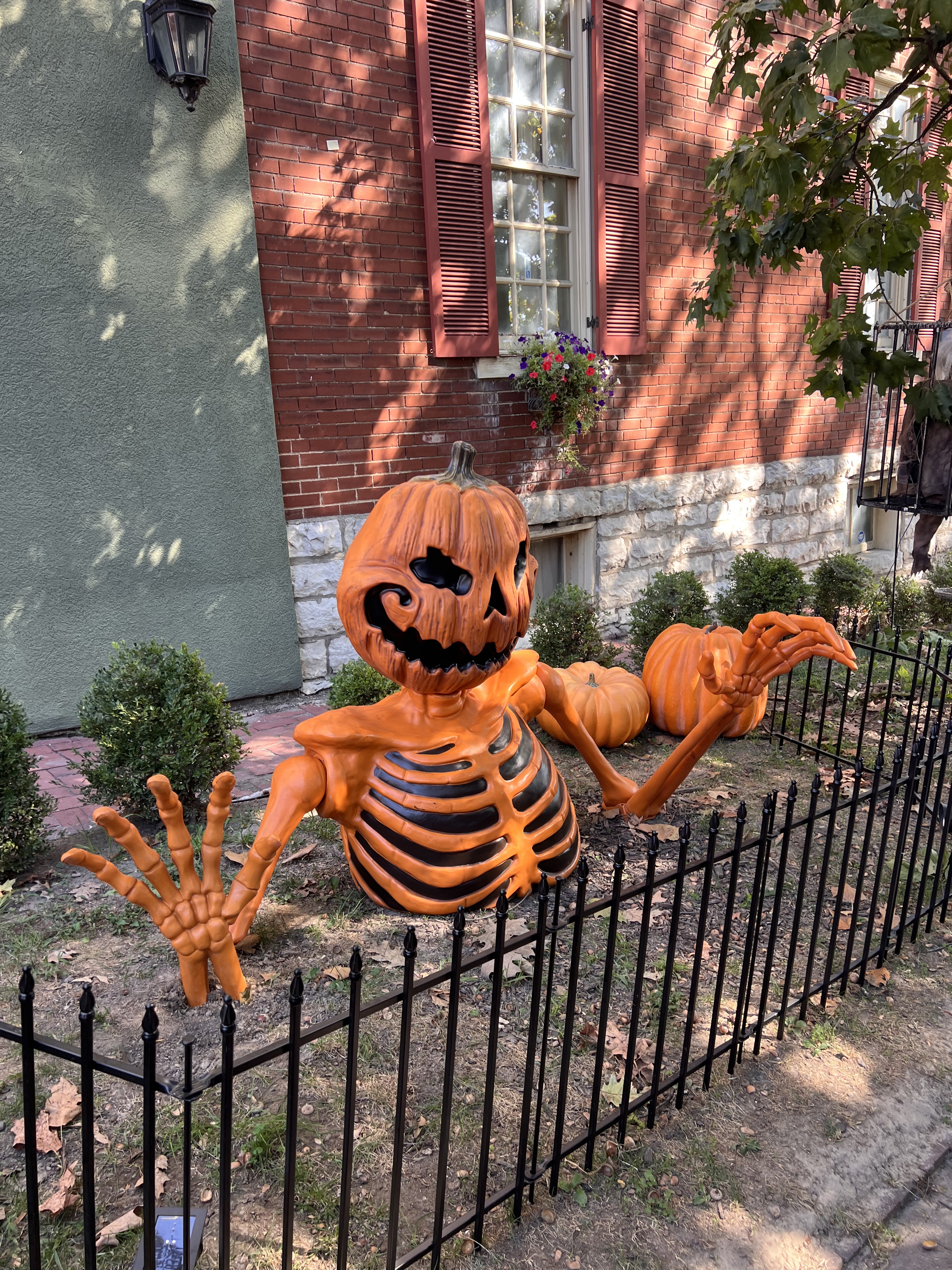 Goosebumps & Giggles: Family-friendly Halloween events in Missouri
